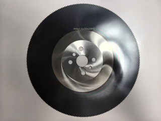 黑色涂层高速钢锯片300×1.6×32×220T (2).jpg