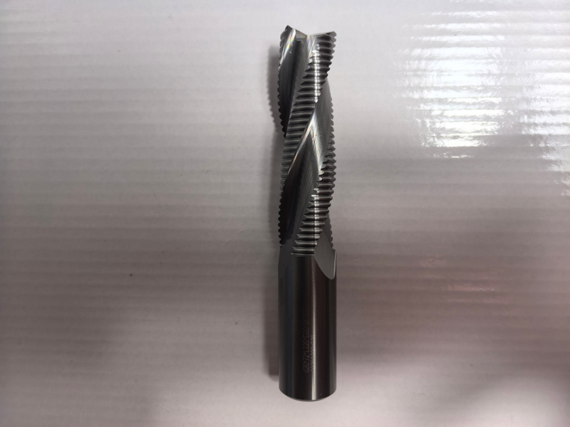 Tungsten carbide end mills (roughing cutters)