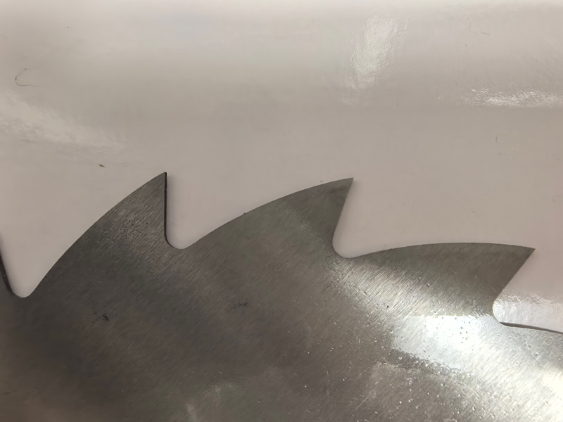 Stainless steel saw blade for cutting beef and lamb ribs