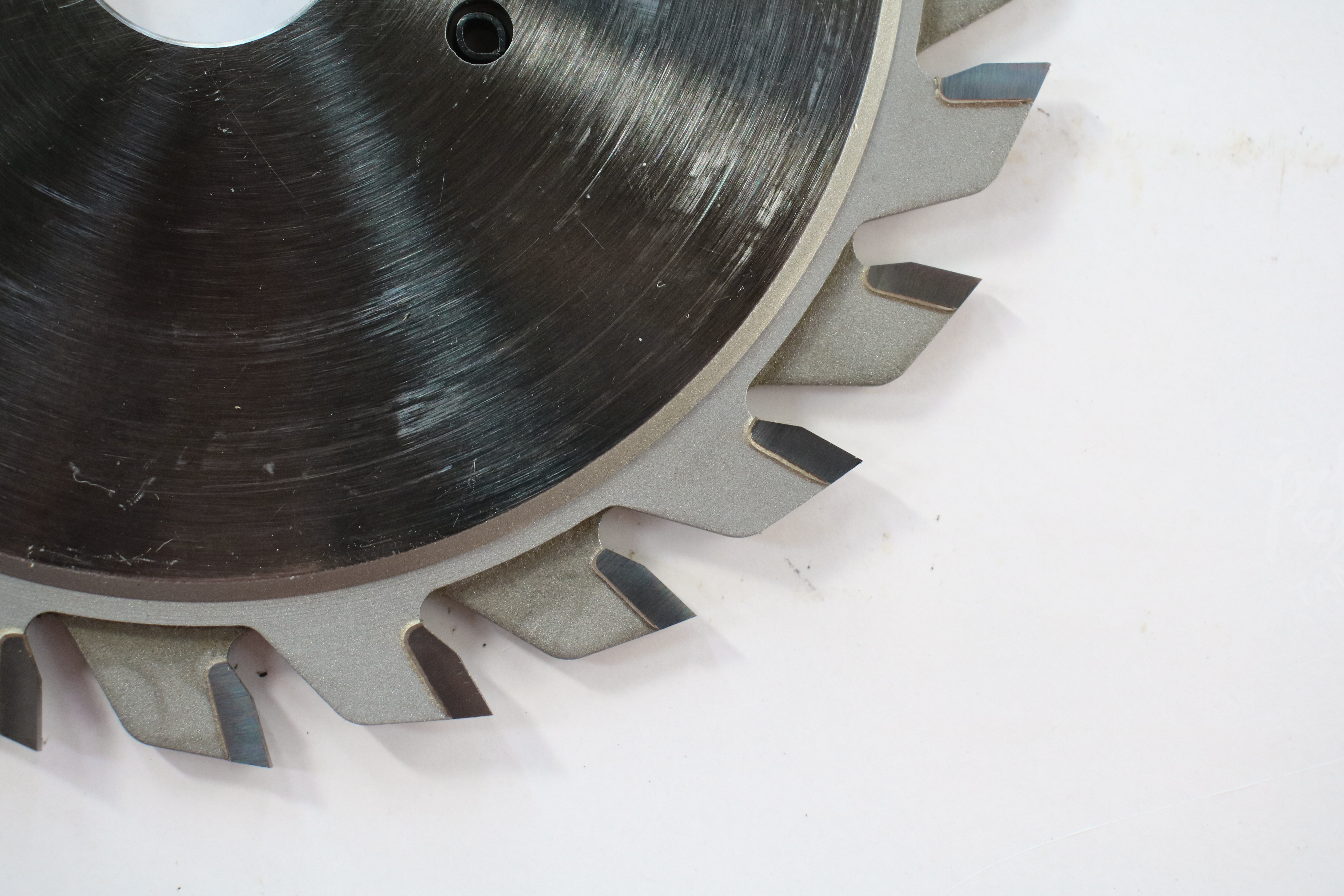 Carbide saw blade evaluation criteria